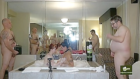 Milf & sex with a pussy chicks Milf & sex with a pussy chicks