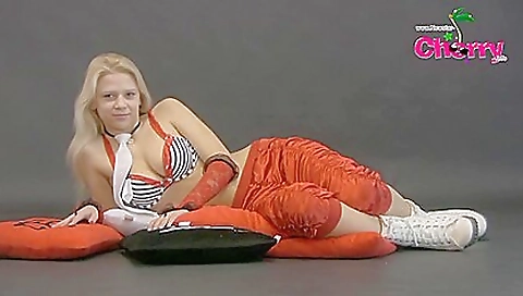 Mature woman with huge tits