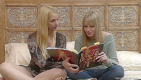 Big booty wife's ass is ready for sex Big booty wife's ass is ready for sex