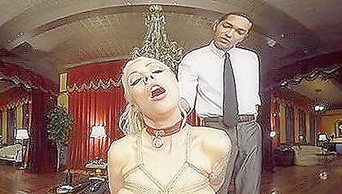 Hawt scene babe fucking with a dildo