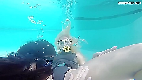 Hotie asian milf gets fucked by her boyfriend