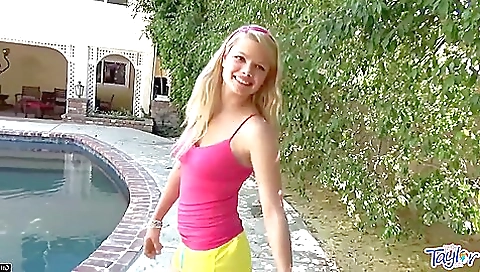 Young (18+) Smut With Hottie Loved One From With Little Taylor